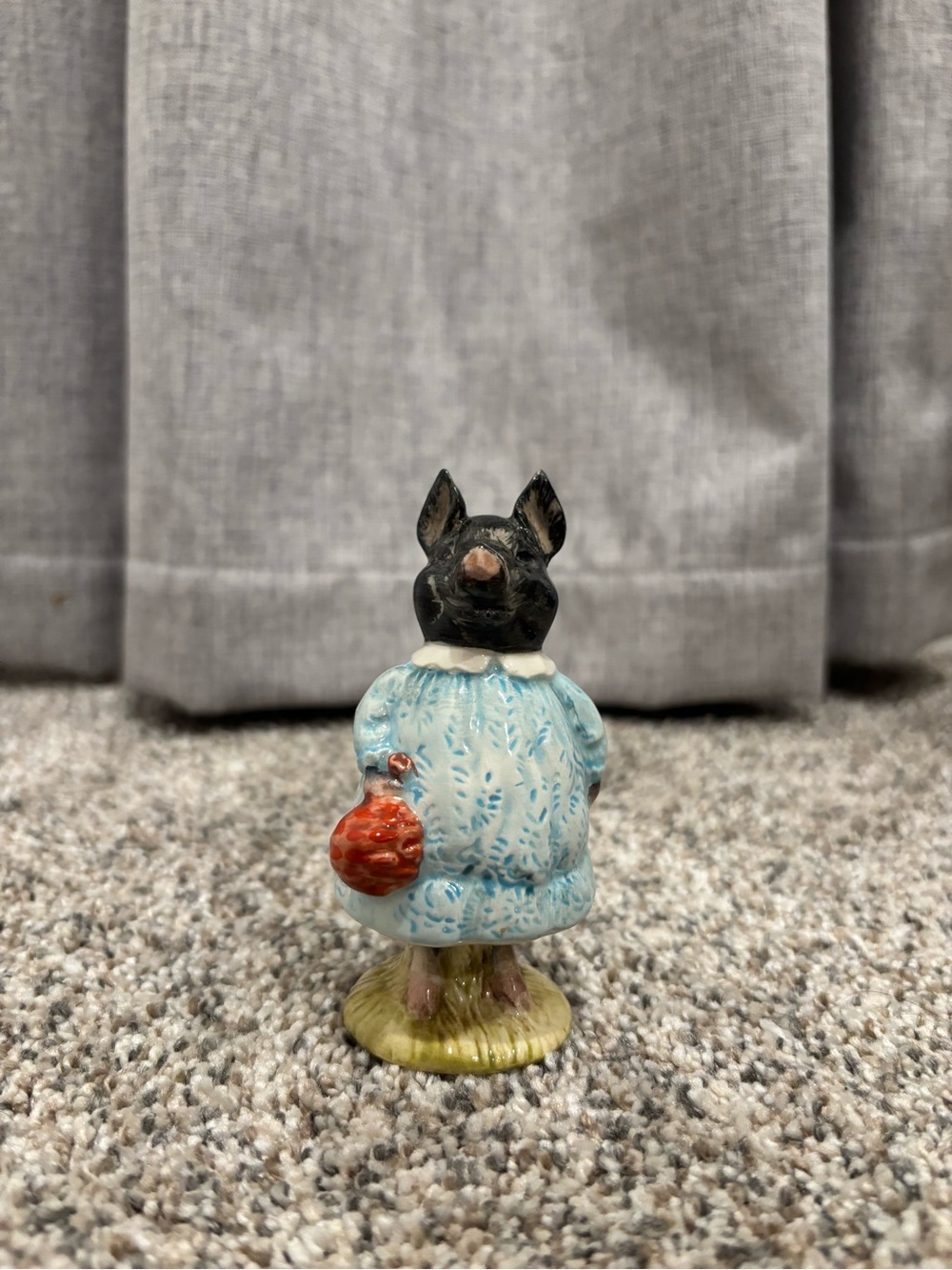 Vintage Beatrix Potters “Pig Wig” Beswick England Figurine English Cottage Decor